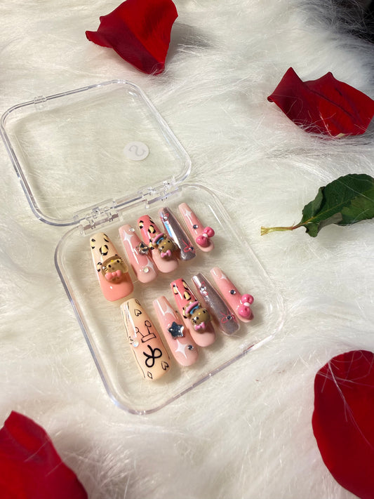 Hello Kitty Long Coffin Nails